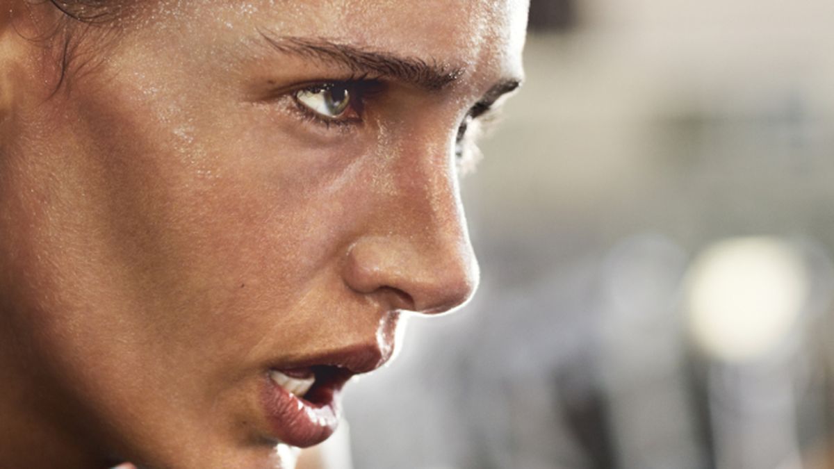 4 efectos positivos que tiene el ejercicio en la piel sudor