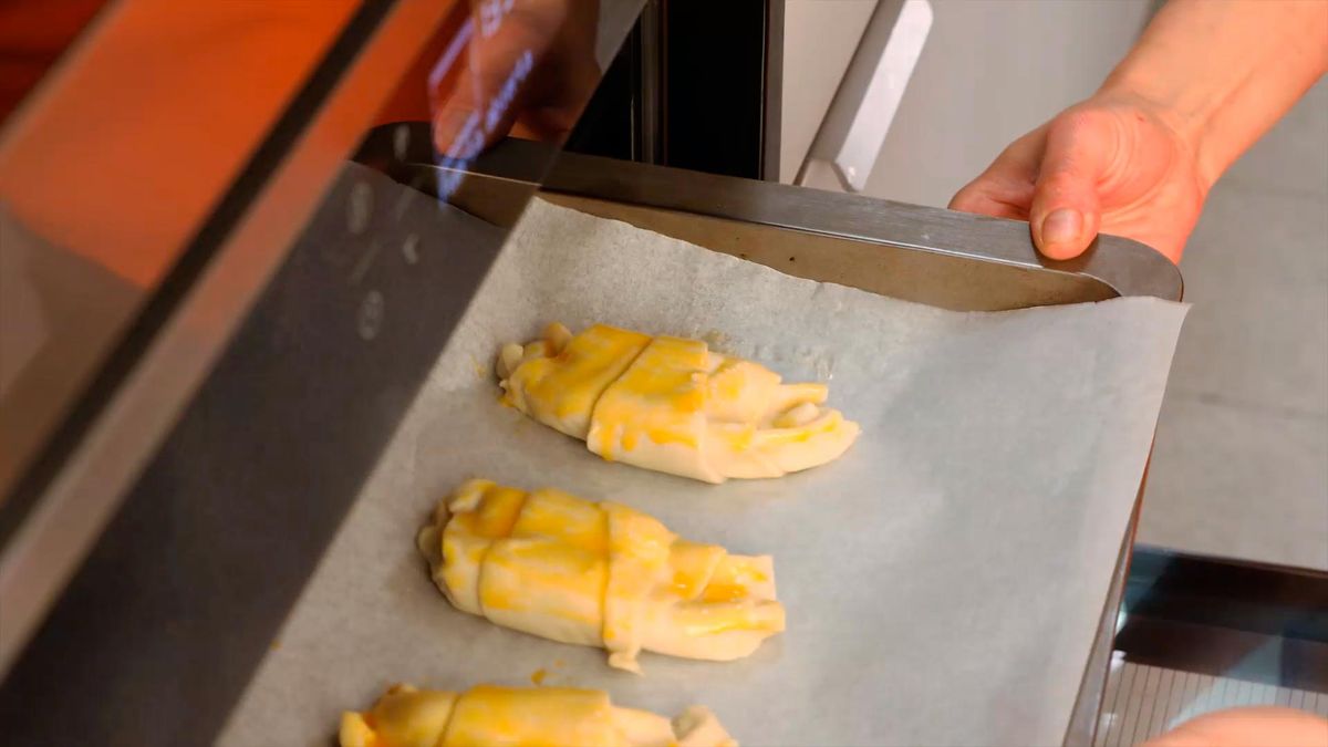 Receta de croissants rellenos de chocolate   paso 5