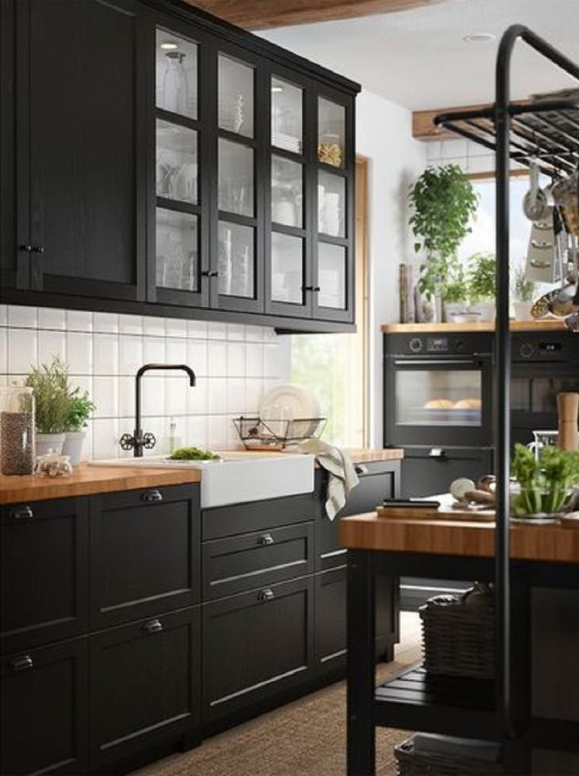 Grifería negra nueva tendencia para renovar la cocina 10