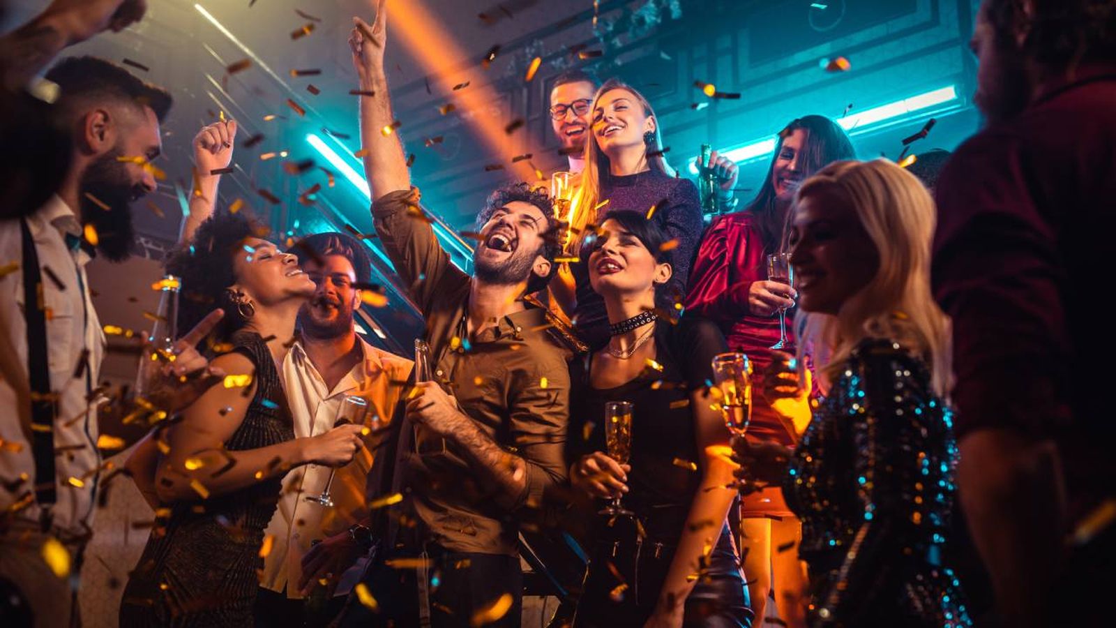 como vestir fiesta empresa navidad portada