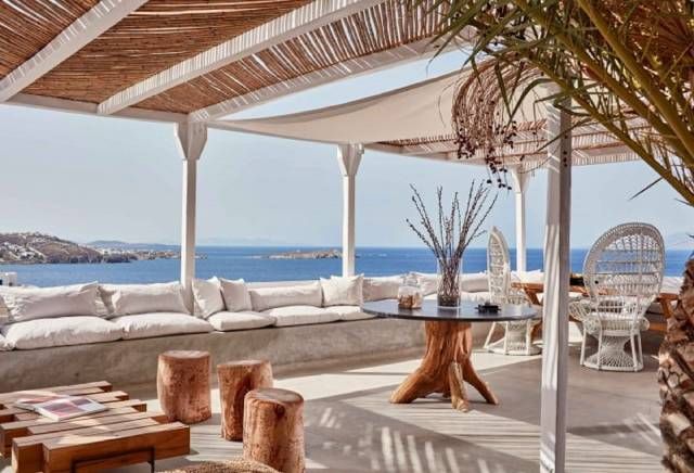 Las mejores ideas para decorar una terraza de estilo griego 9