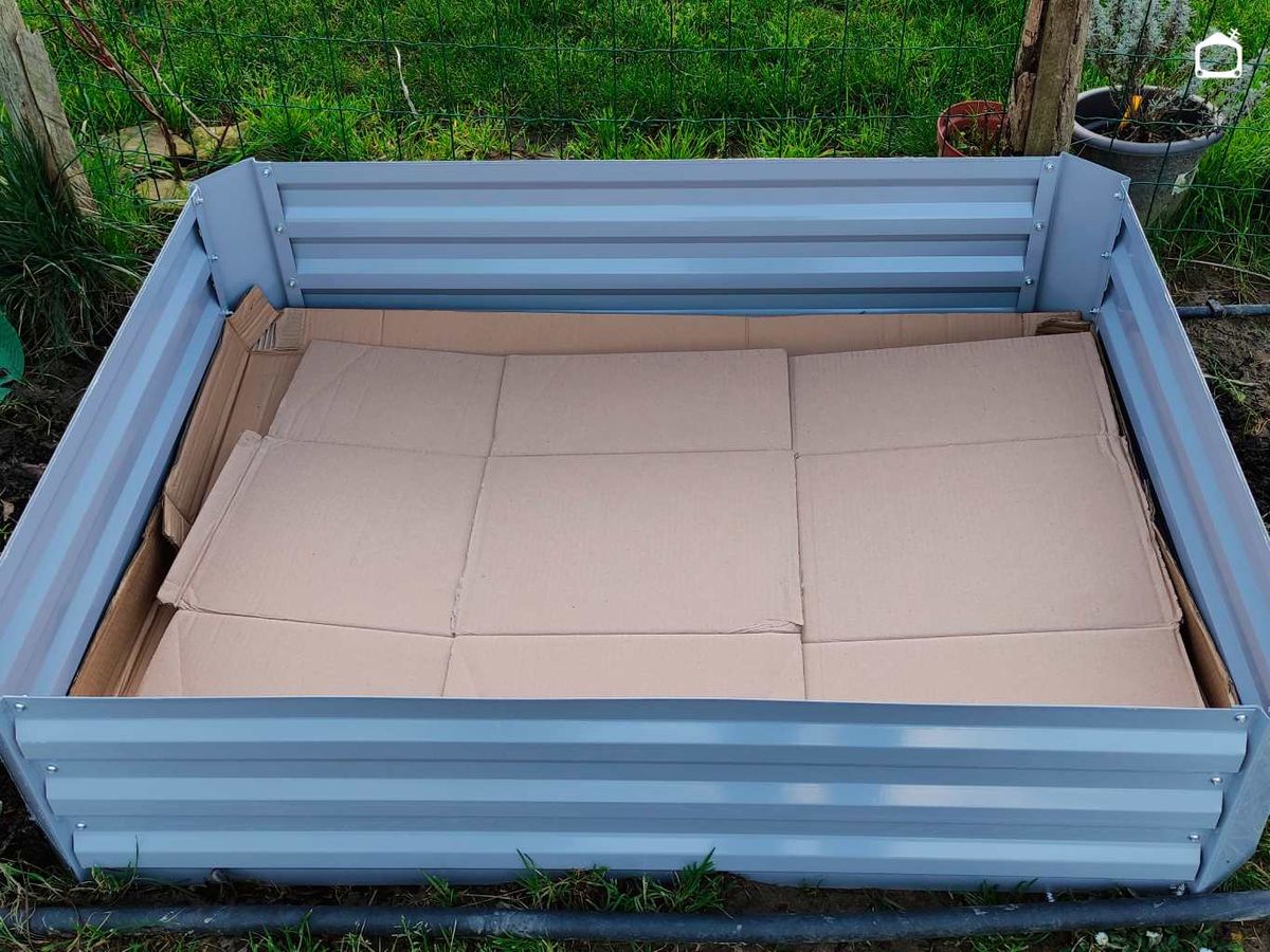 colocar cartón en el bancal lasaña