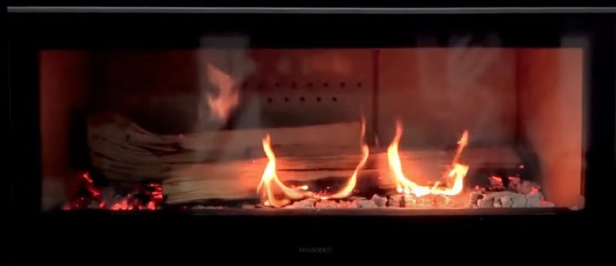 Disfruta del calor natural de la estufa de leña