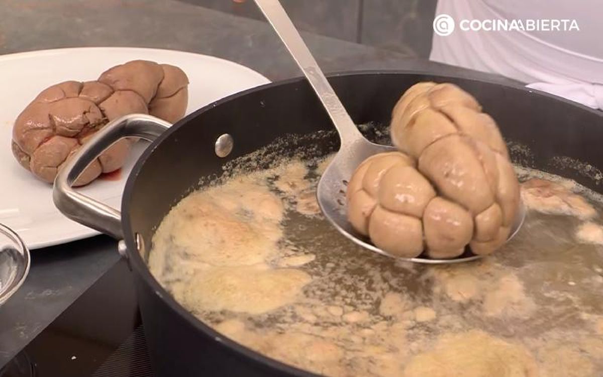 Retíralos y cambia el agua