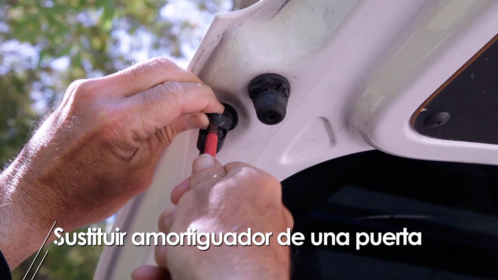 Como cambiar el amortiguador de una puerta paso 2