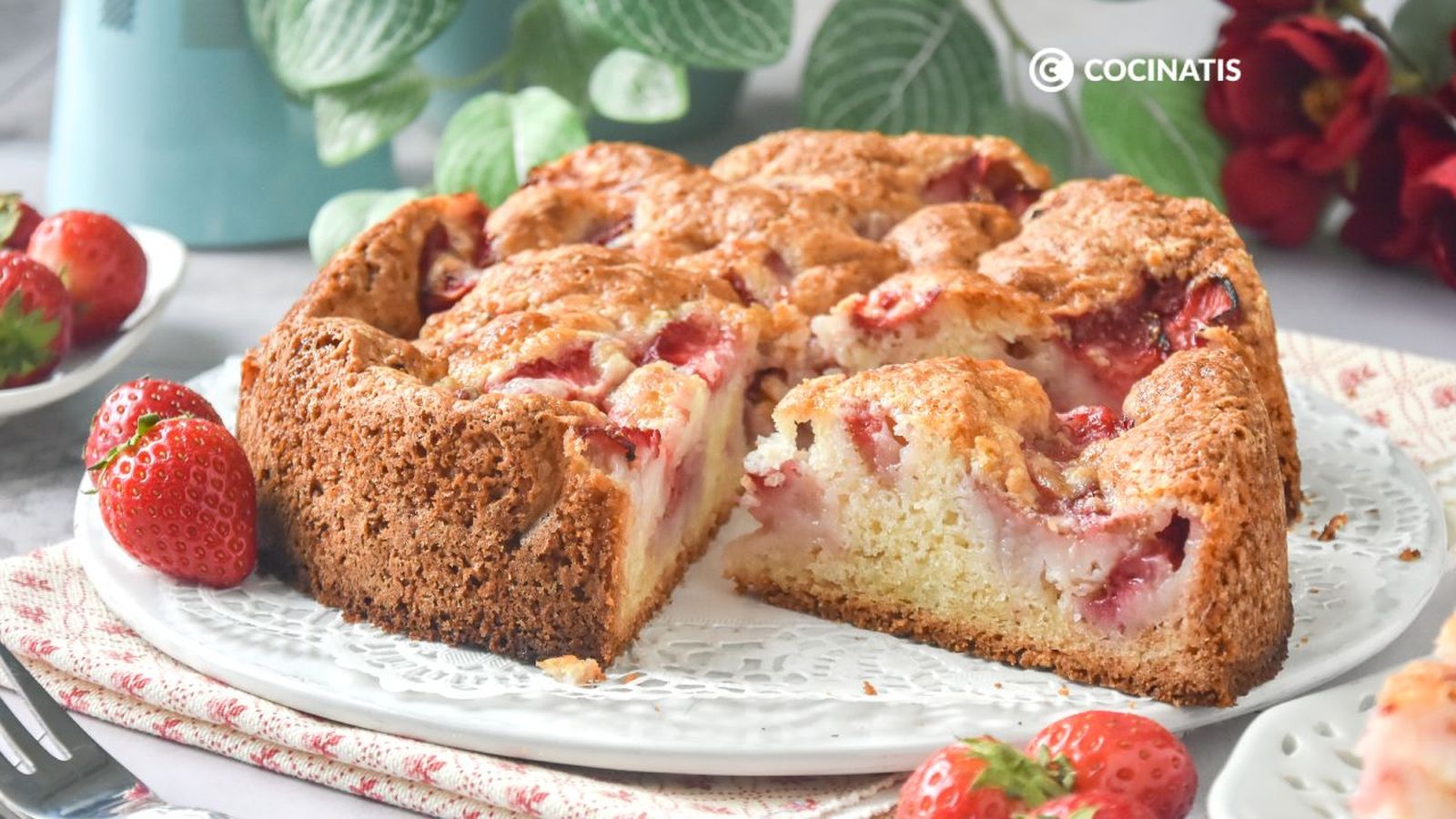 Bizcocho de fresas y yogur