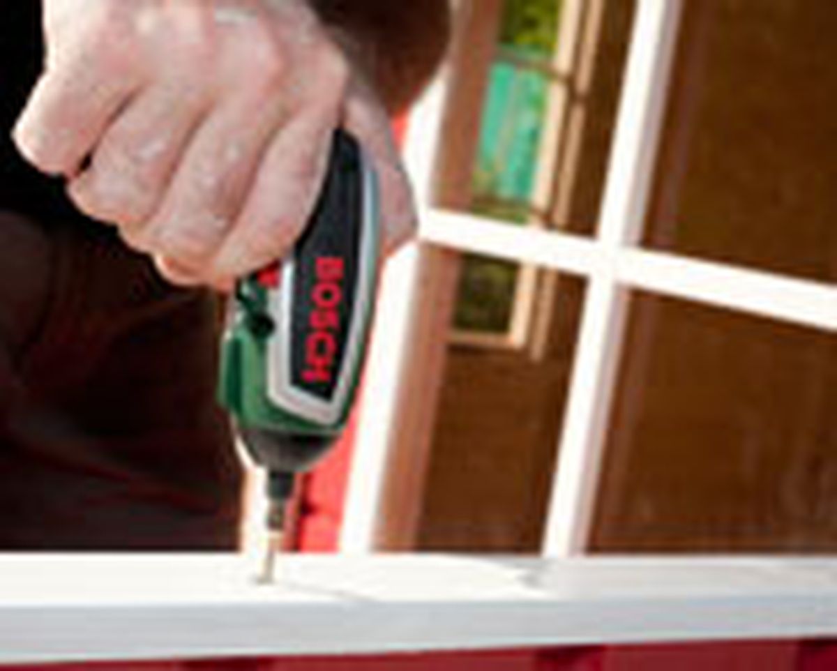 brico 655 pintar caseta madera paso 24