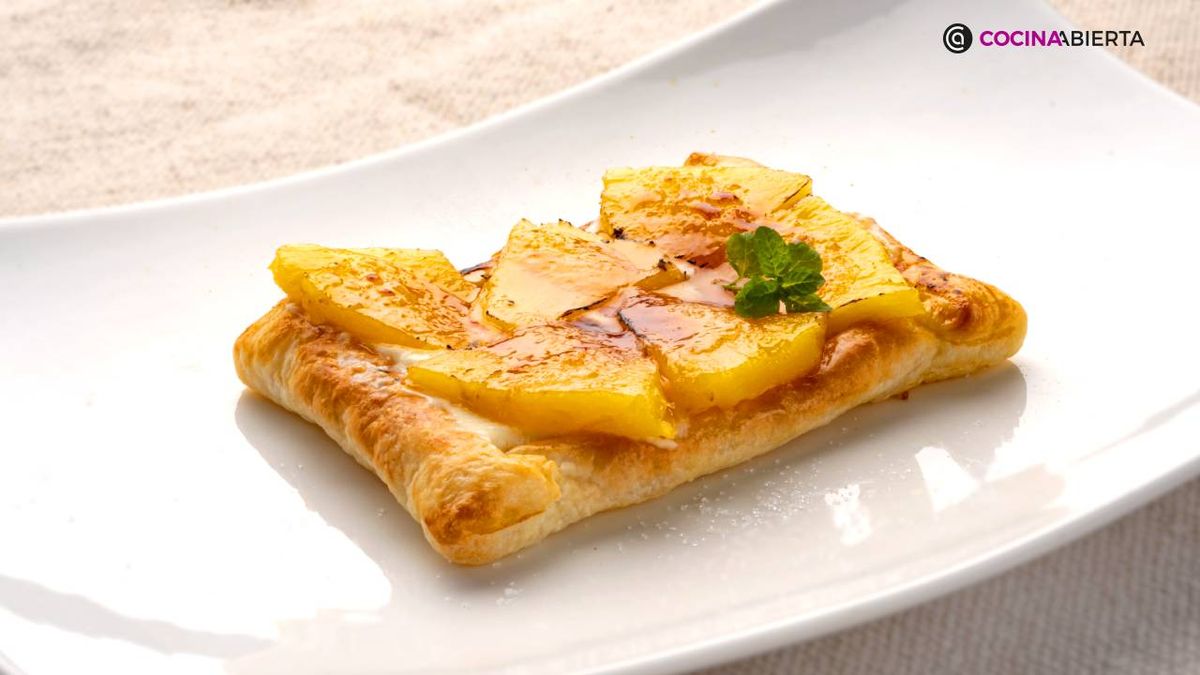 tarta pina hojaldrada