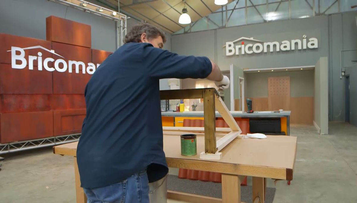 Brico 949 Tejadillo para puerta de entrada  paso 6