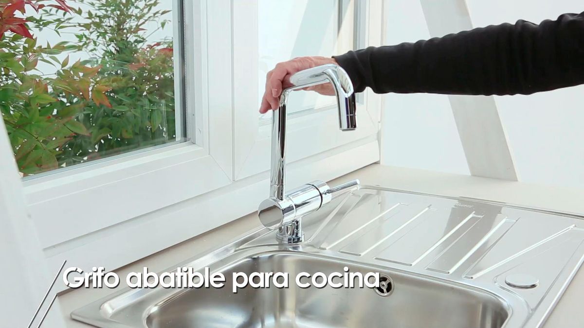 Instalar un grifo abatible de cocina