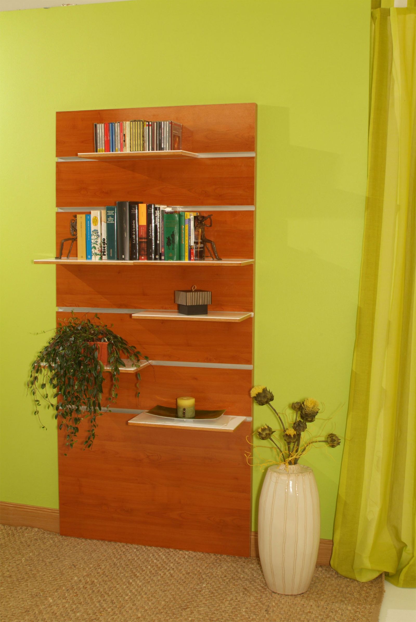 Estantería con baldas móviles