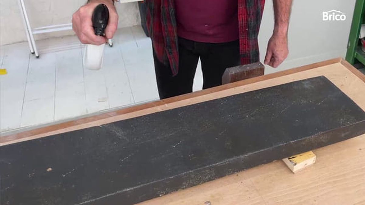 Bricomania 35 macetero pared 11