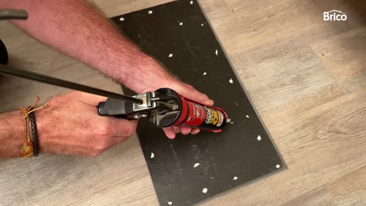 Bricomania 33 suelo vinilico hidraulico 4