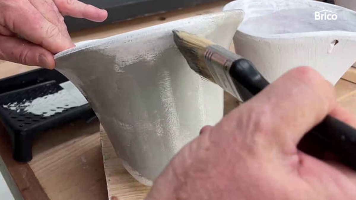 Bricomania 35 macetero pared 10