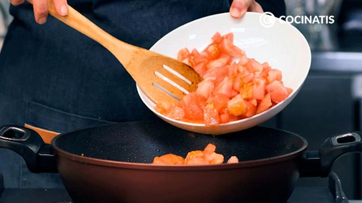 Receta de arroz con habas o habichuelas con boniato y ajos tiernos  paso 3