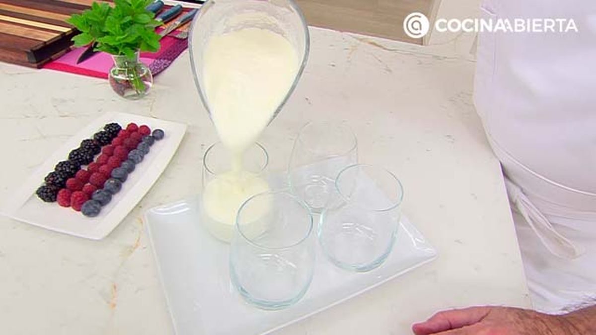 KARL7010 mousse frutos p4