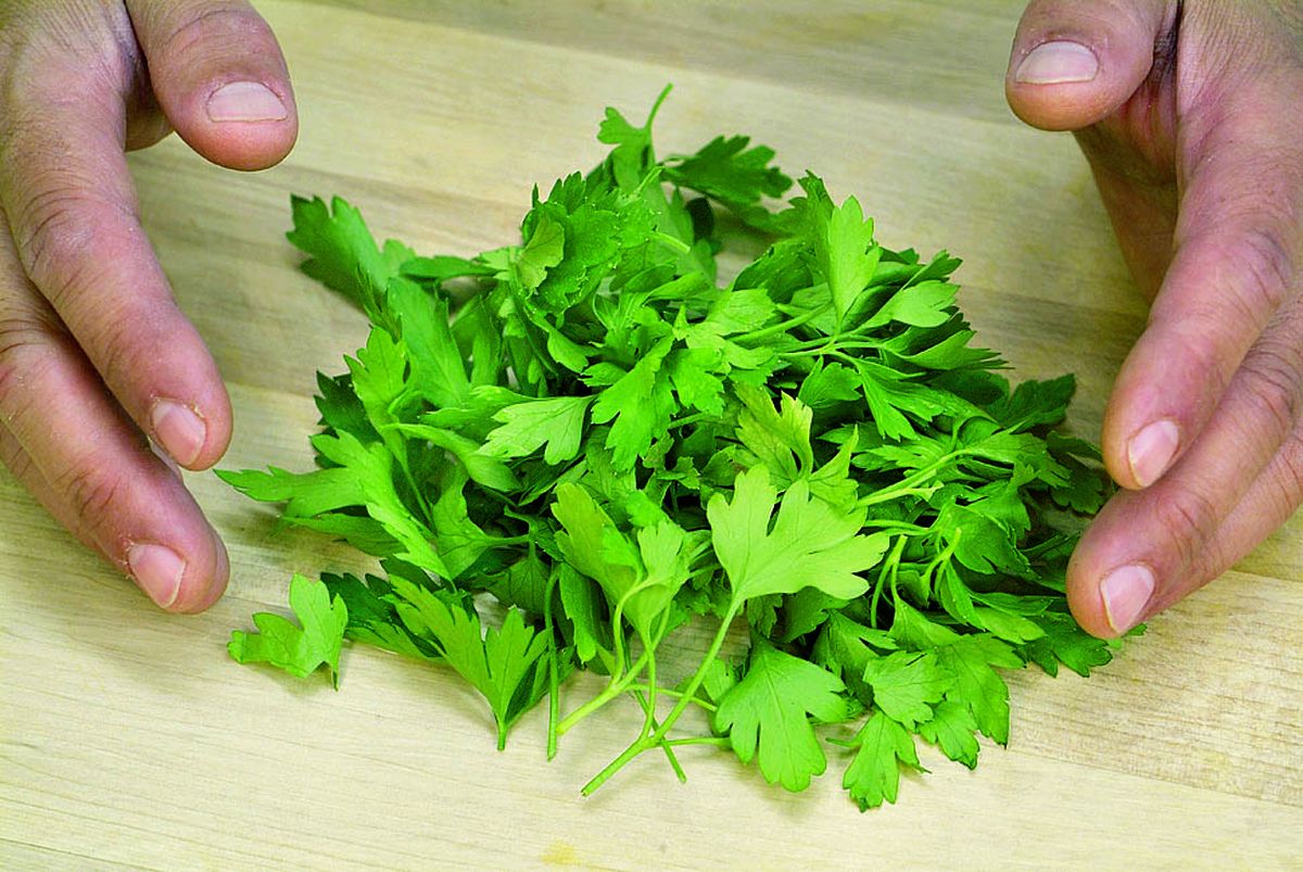 receta picar perejil paso2