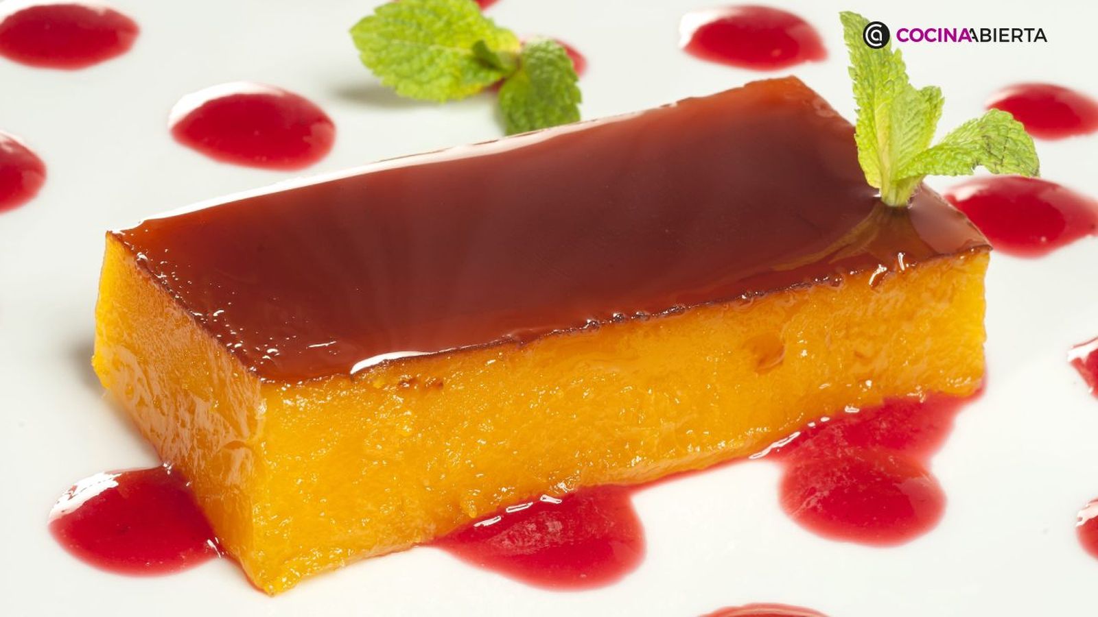 Eva Arguiñano nos enseña los pasos para elaborar un tradicional tocino de cielo