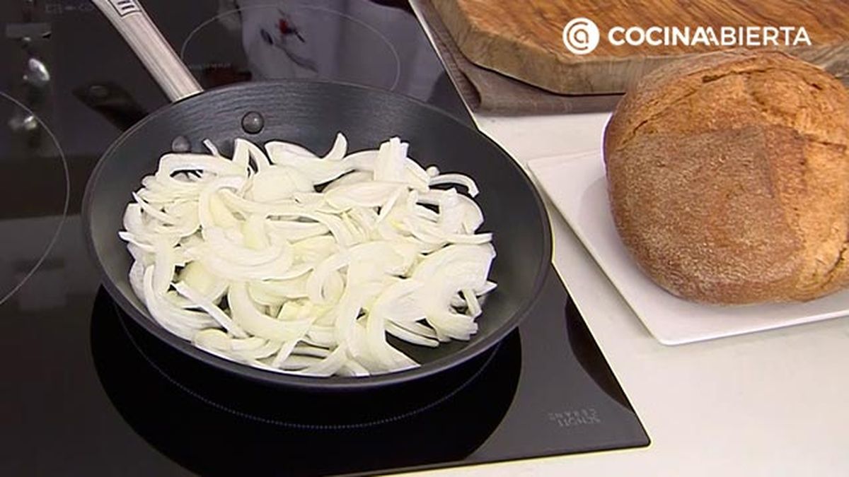 esparragos verdes con jamon y queso palitos de merluza con setas recetas programa karlos arguinano karl67420321 paso1