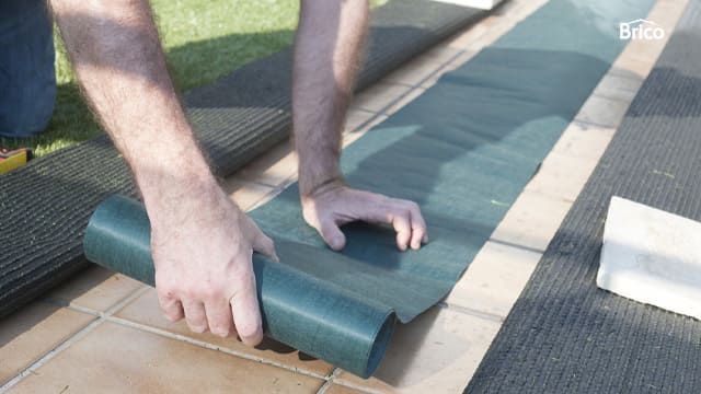 Bricomania 693 poner cesped artificial terraza paso9