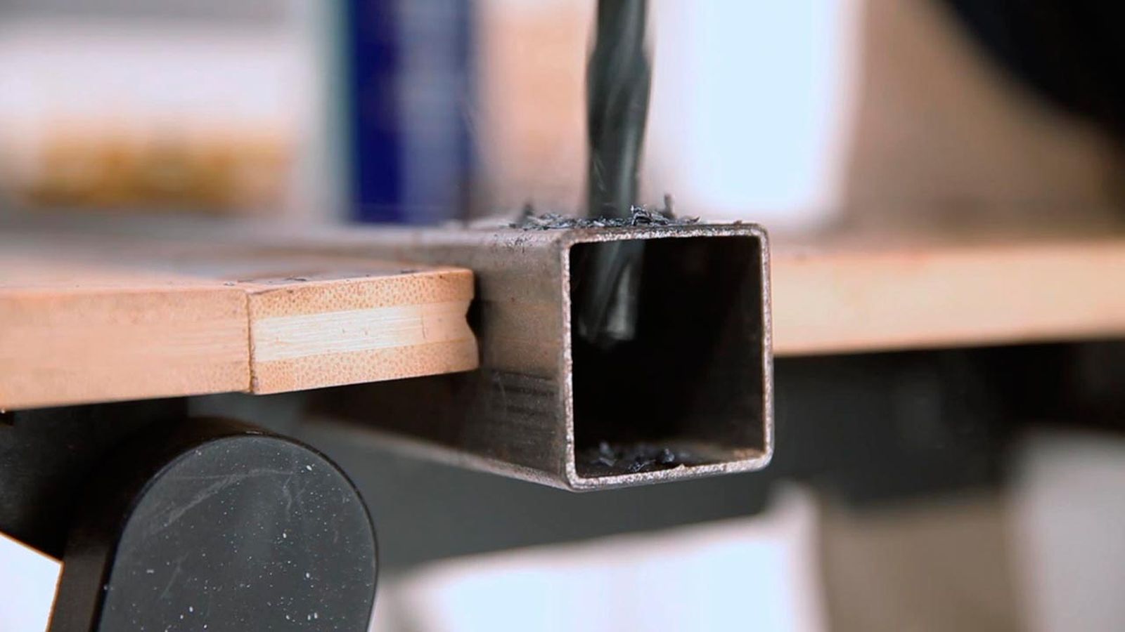 Cómo taladrar sobre metal