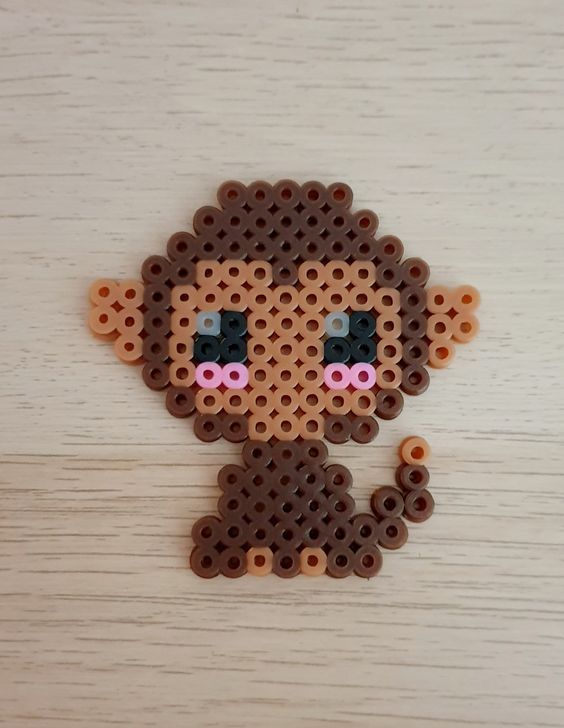 manualidades hama beads mono