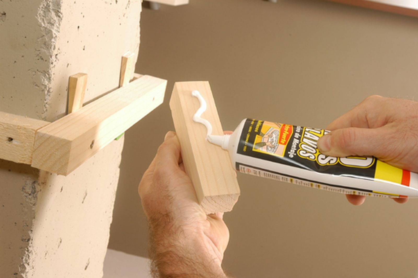 Forrar una columna con un friso de madera paso 5