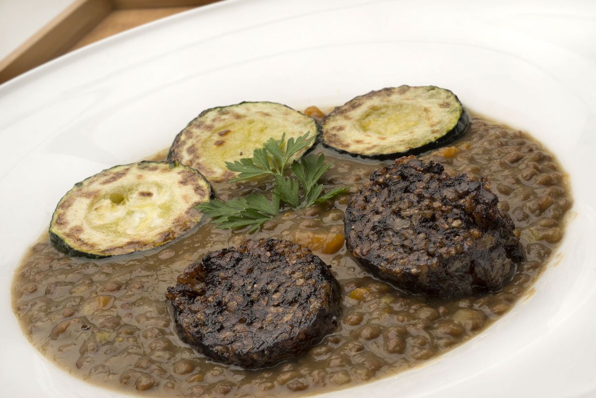 5845 1 Lentejas con calabacin y morcilla de arroz (1230) xl