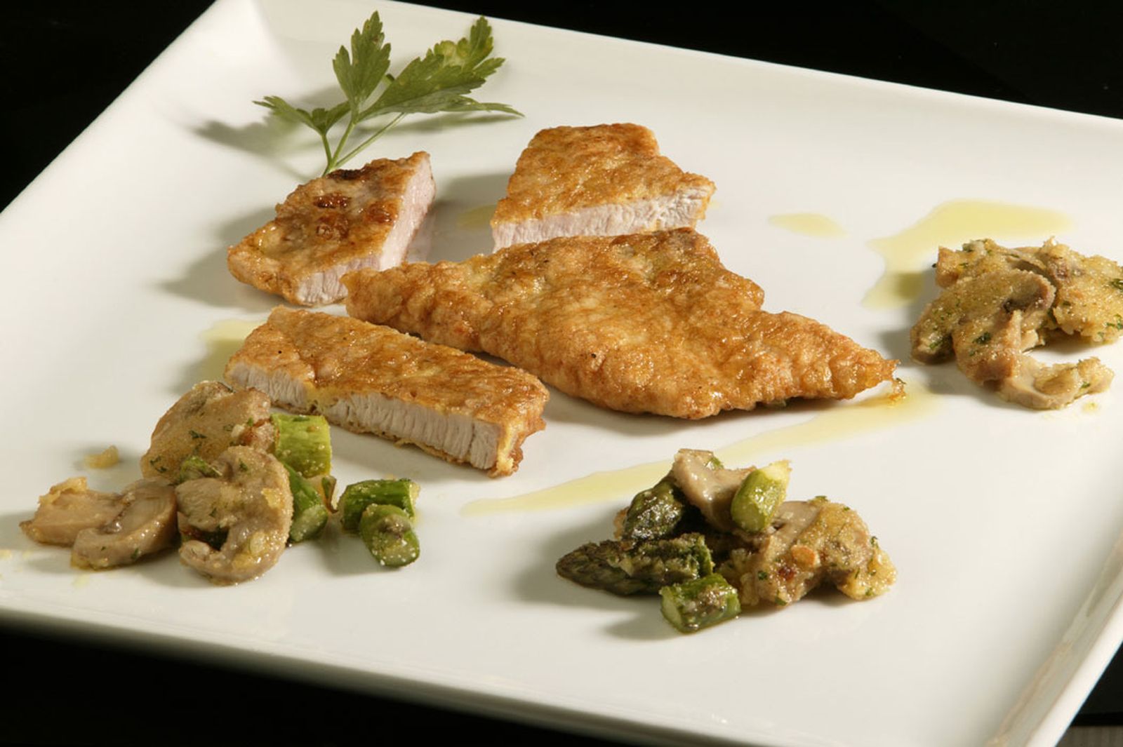 Filetes de cerdo empanados