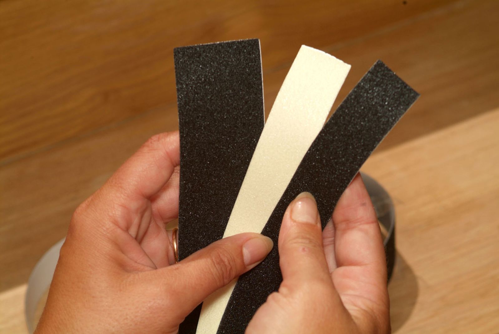 Reparar escalera de madera paso 3