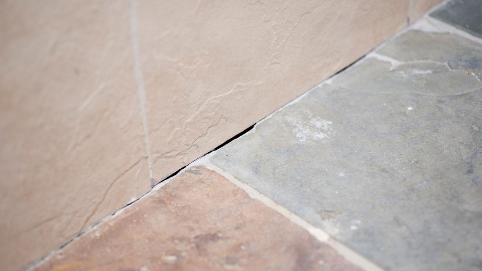 Evitar humedades en baño de bricomanía