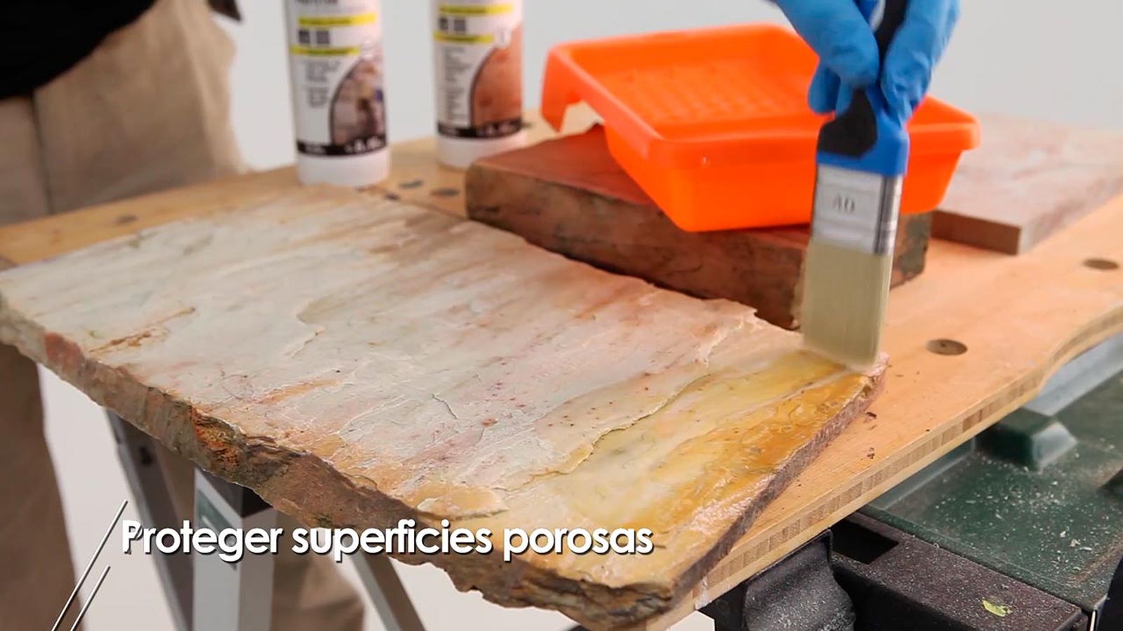 Como proteger superficies porosas paso 2