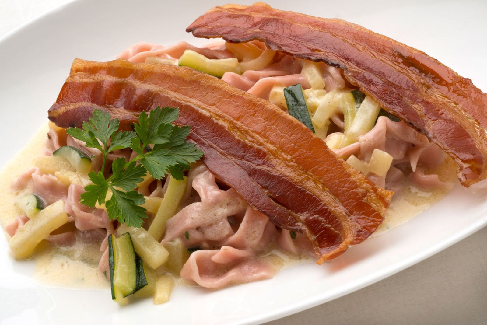 5466 1 Tagliatelle con calabacin y queso gorgonzola (851) xl