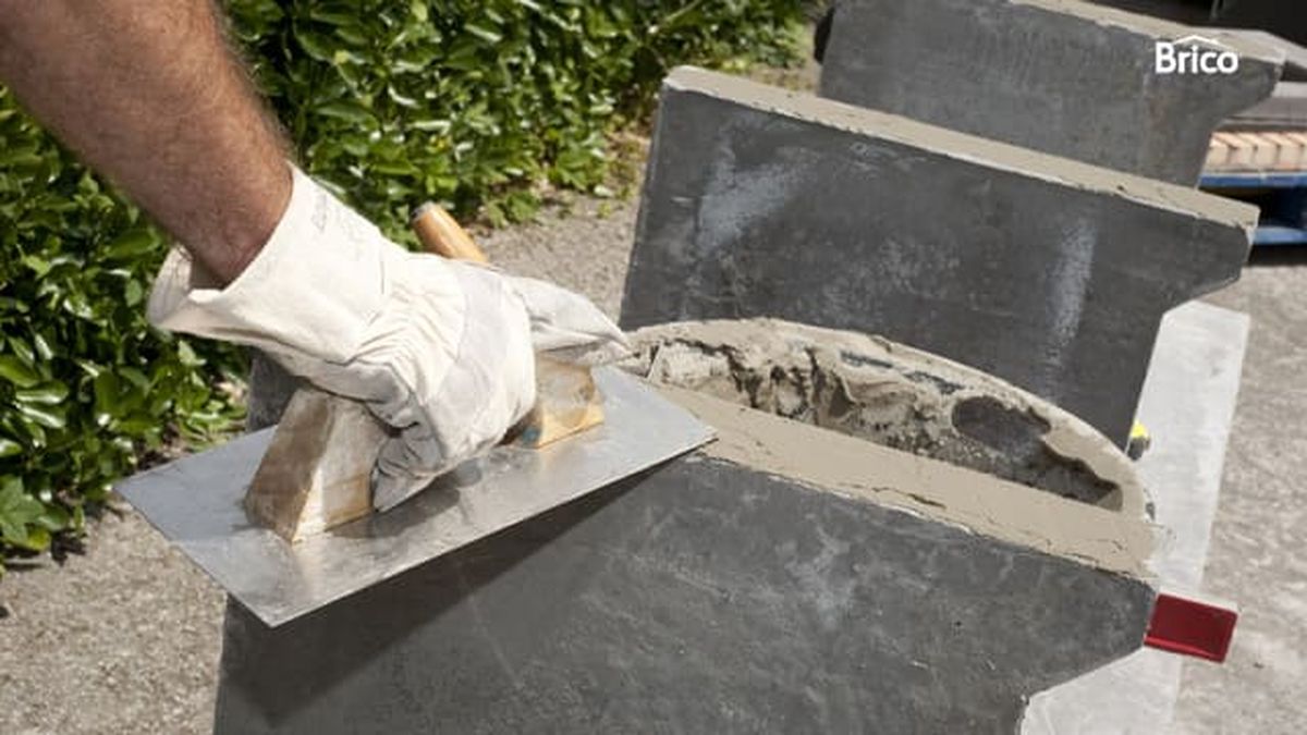 brico 0656 como hacer una barbacoa de obra economica paso 13