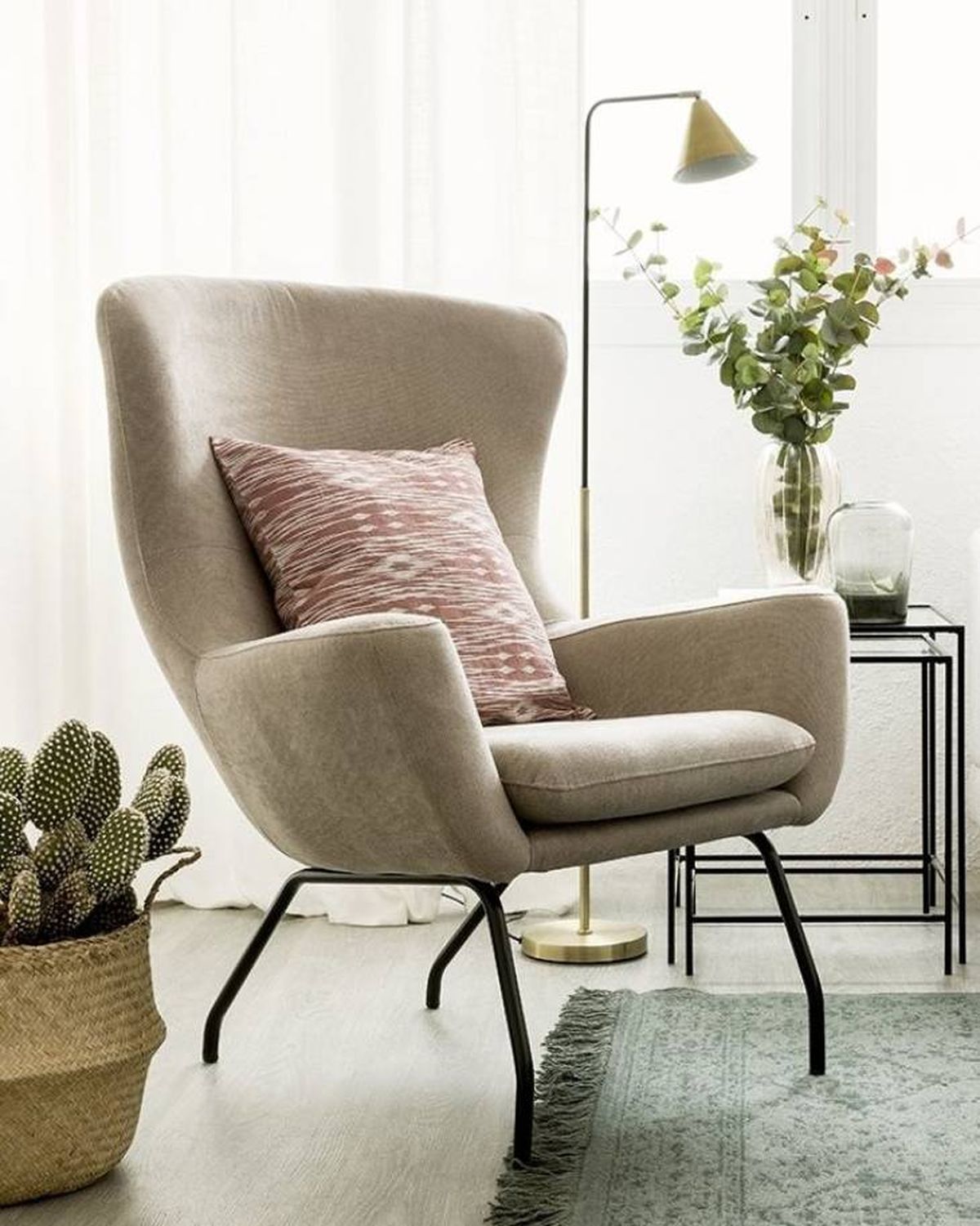 10 sillones orejeros elegantes y modernos para decorar tu hogar 11