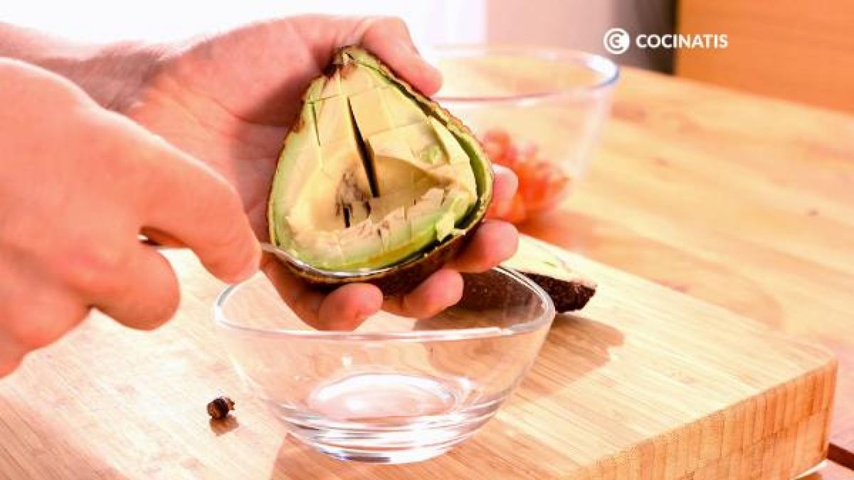 Ceviche de camarón con chips de tortilla   Paso 1