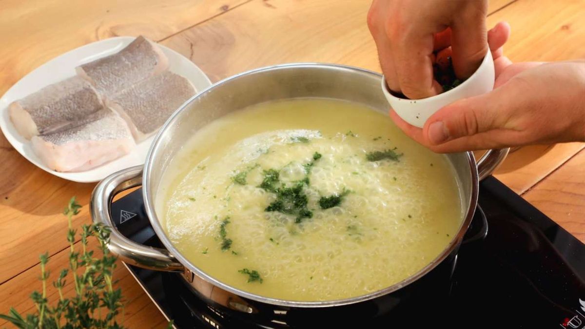 Merluza en salsa verde   Paso 3