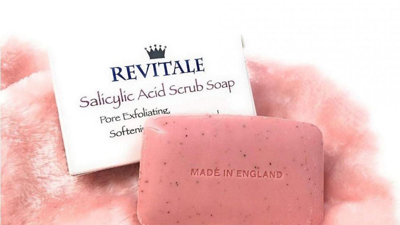 como exfoliar la cara correctamente y cuales son todos sus beneficios para la piel jabon exfoliante