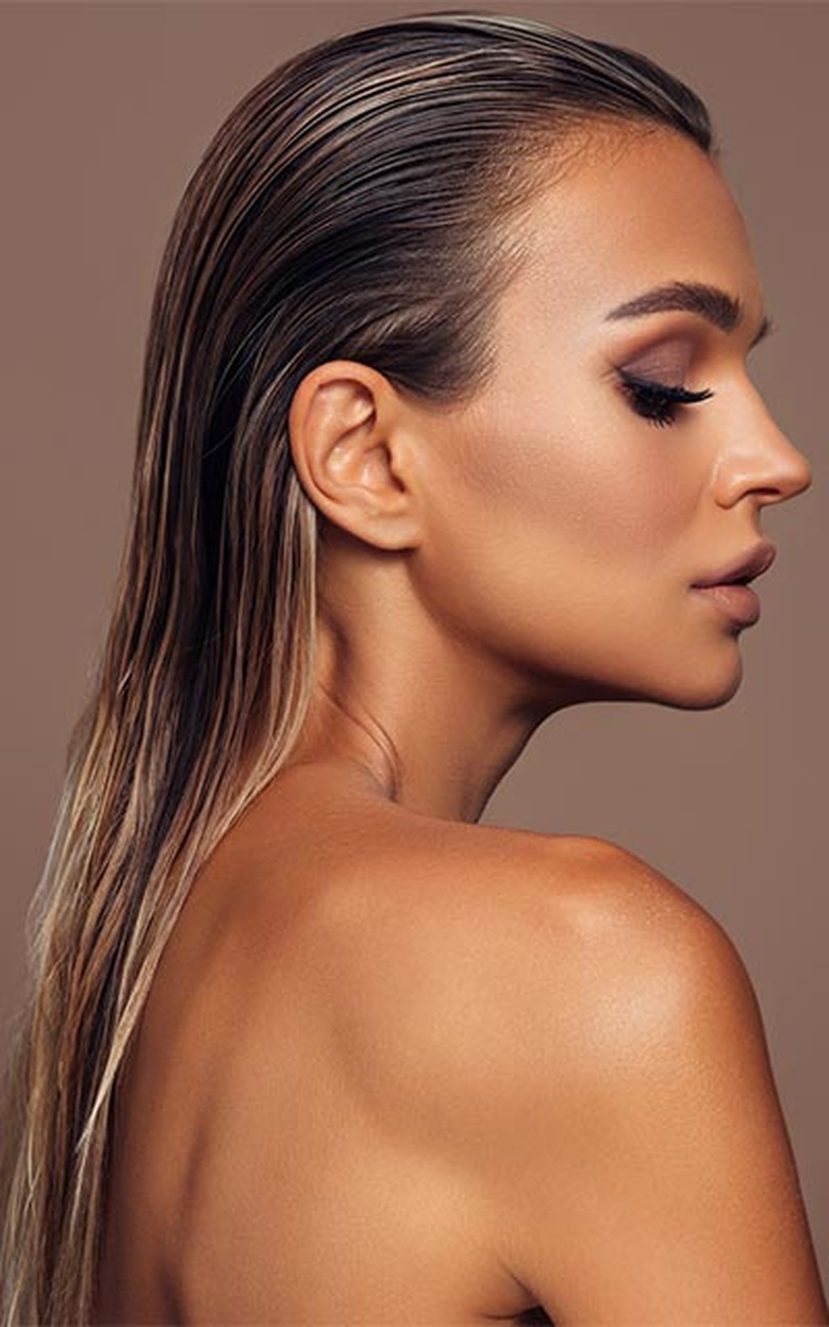 peinado con efecto mojado o wet te ensenamos como hacerlo resultado 1