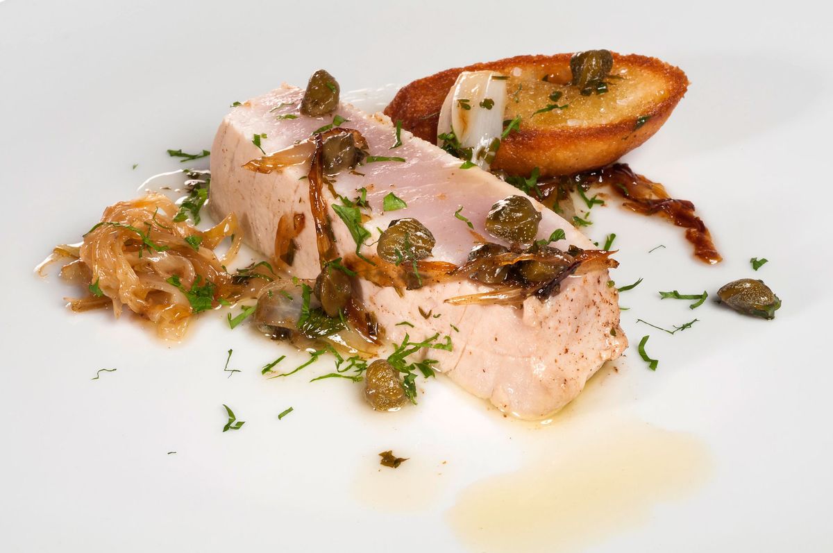 1713 Pez espada a la mantequilla negra (897) xl