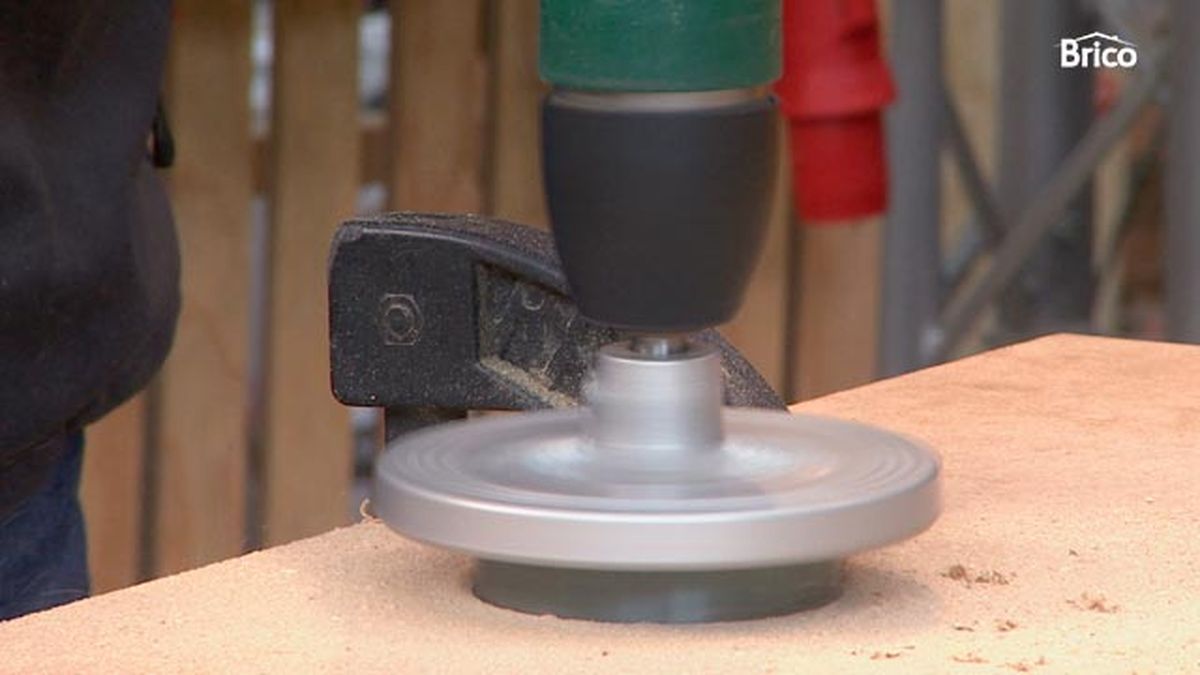 Cómo hacer un cabecero con una puerta paso 1