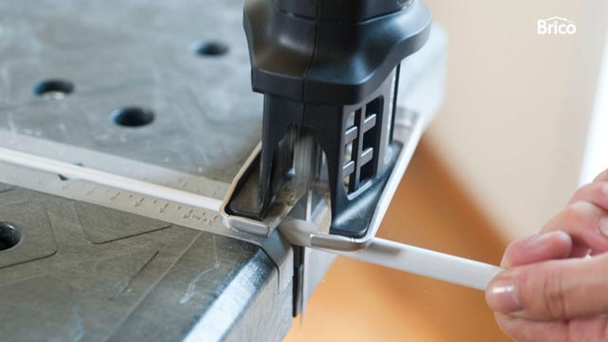 Bricomania 702 Colocar portavisillos p2