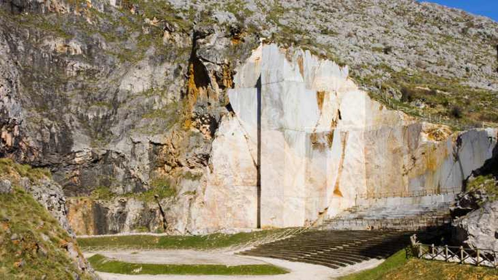 pozalagua auditorio karrantza