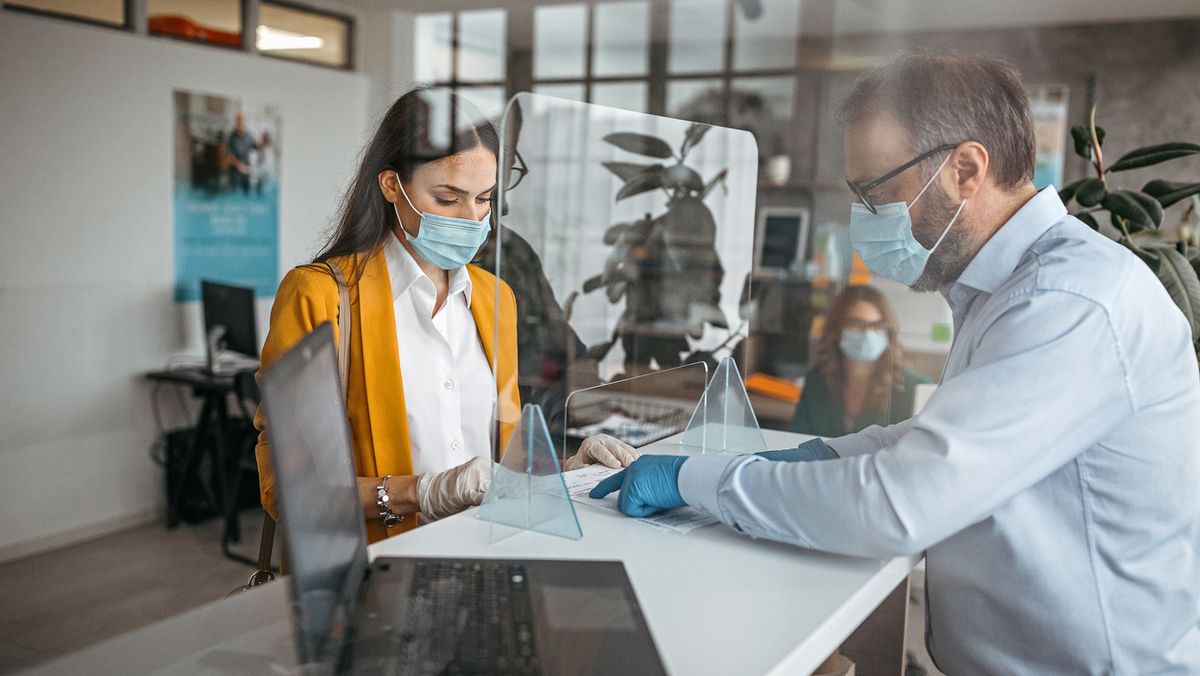 que se puede y que no se puede hacer durante el estado de alarma bancos