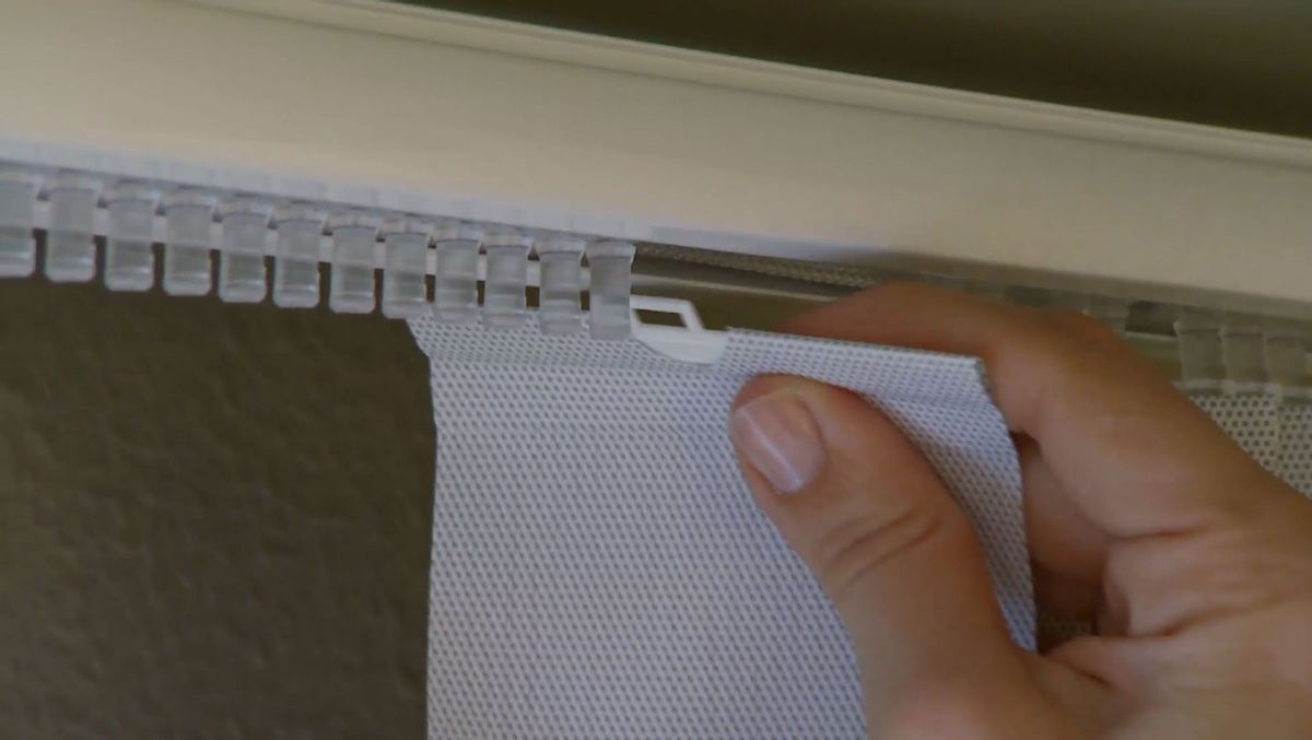 Dormitorio de estilo natural en verde y blanco paso 8