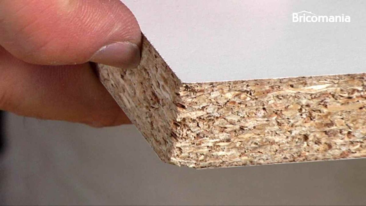 Un tablero aglomerado de la madera