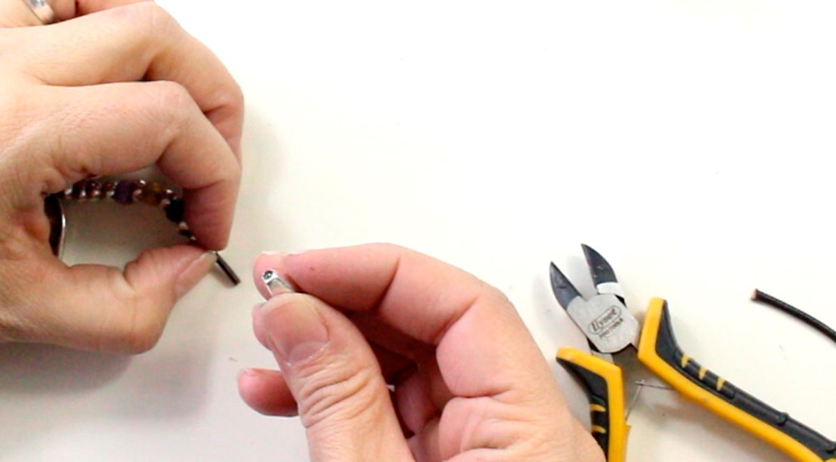 como hacer collar libelula paso7