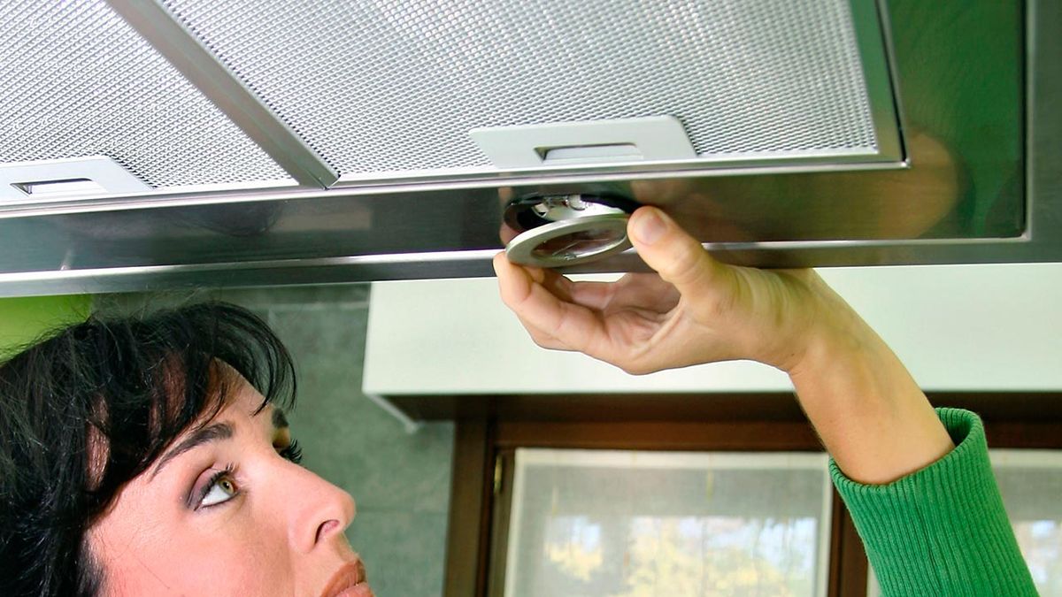 Cambio de lámpara halógena en extractor paso 2