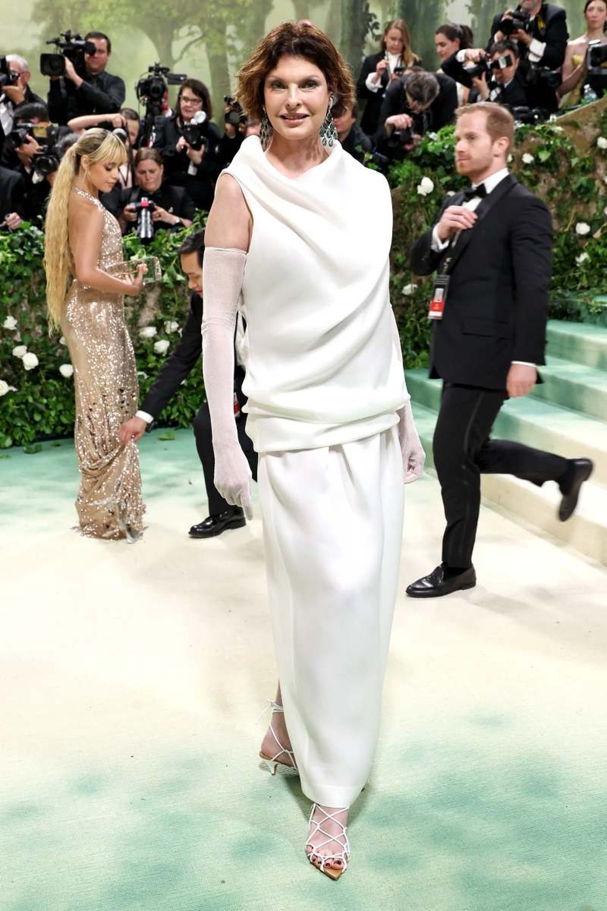 Linda Evangelista MET Gala 2024