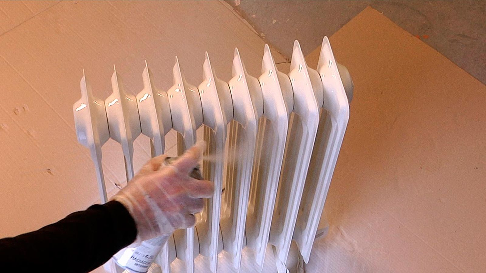 Cómo pintar un radiador paso 4